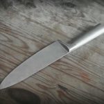 Sıradan folyo bıçaklara nasıl keskinlik kazandırıyor: bileme taşı olmadan işe yarayan unutulmuş bir yöntem siradan-folyo-bicaklara-nasil-keskinlik-kazandiriyor-bileme-tasi-olmadan-ise.jpg